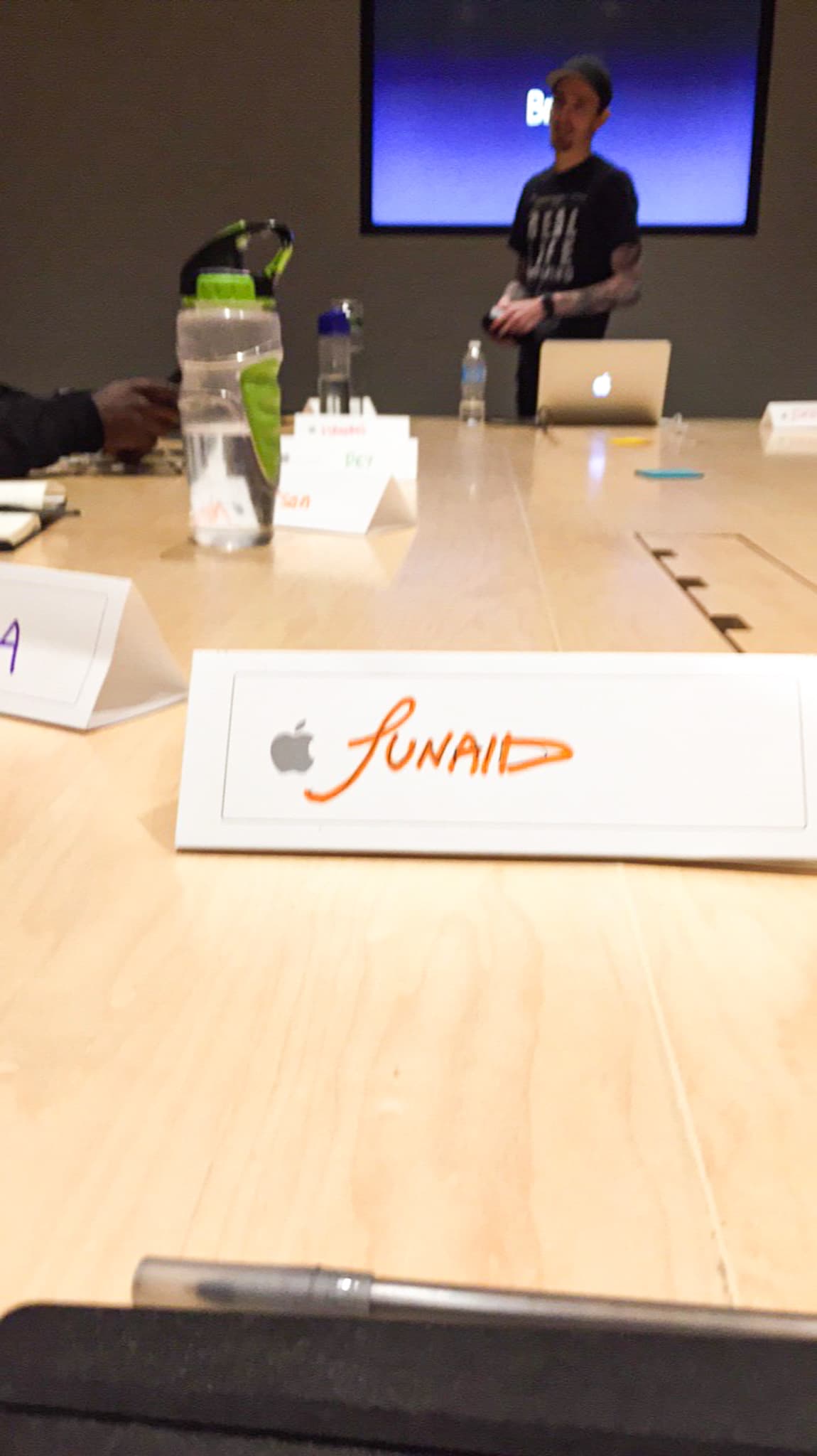 Apple Training Name Tag